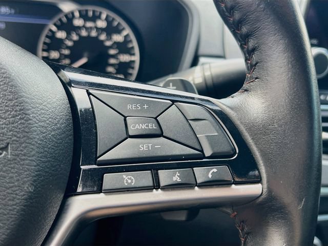 Used 2023 Nissan Altima 2.5 SR AWD/4WD image 18