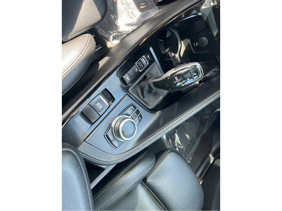 Used 2021 BMW X1 xDrive28i w/ M Sport Package image 13