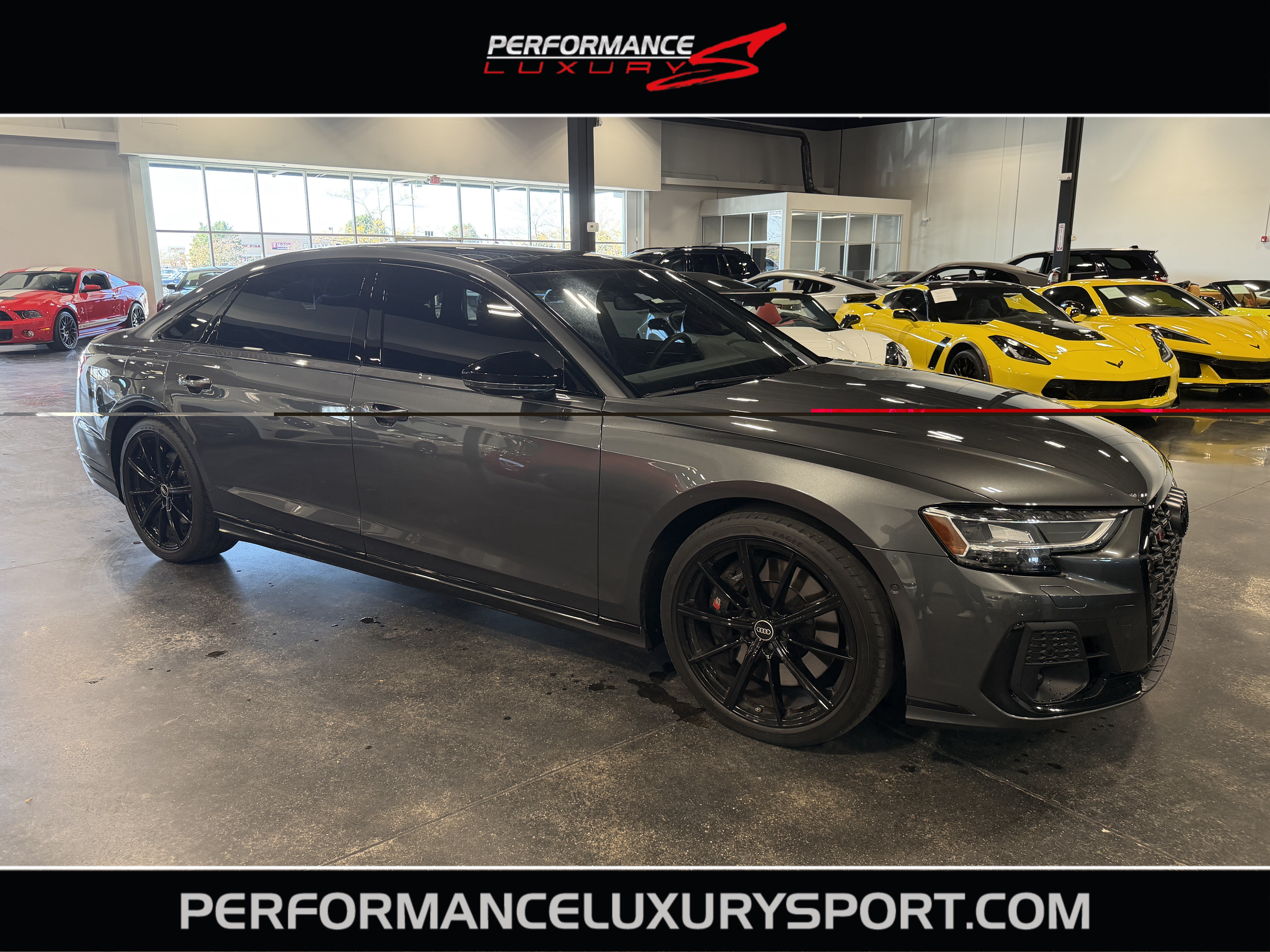 Used 2024 Audi S8 AWD/4WD image 1