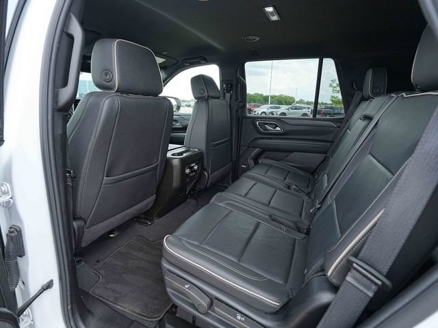 Used 2024 GMC Yukon SLT AWD/4WD image 18