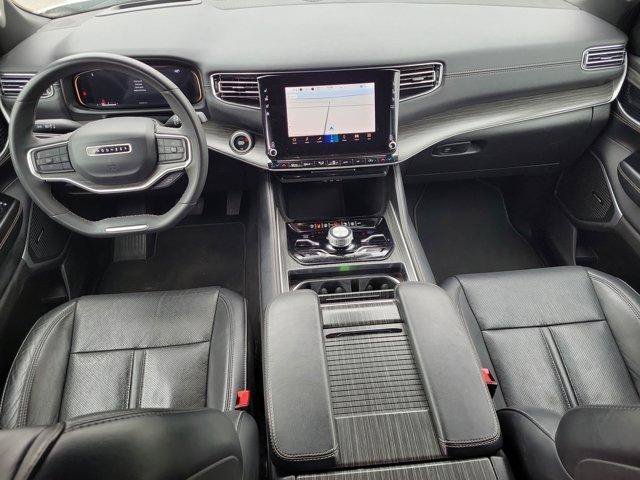 Used 2024 Jeep Wagoneer Series III AWD/4WD image 17