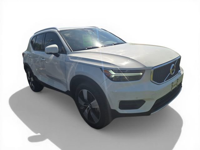 Used 2020 Volvo XC40 T5 Momentum w/ Protection Package Premier