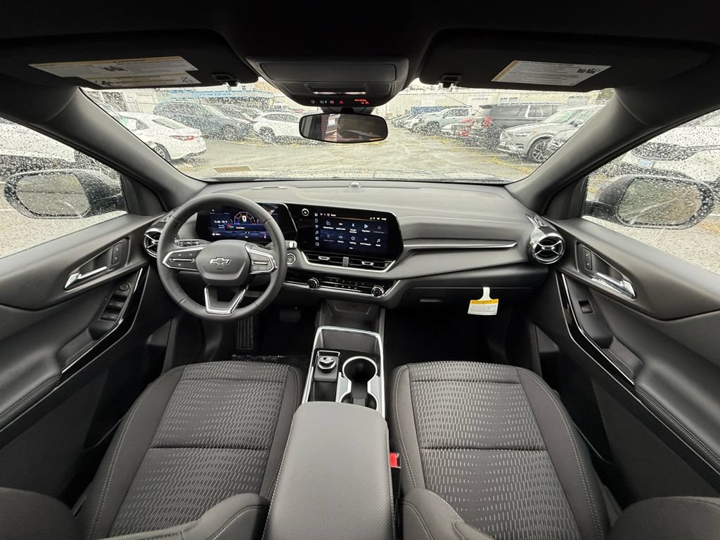 New 2027 Chevrolet Equinox LT w/ Midnight Edition FWD image 21