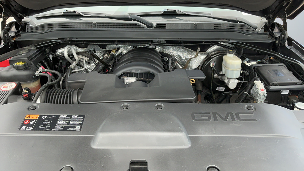 Used 2016 GMC Yukon SLE RWD image 24