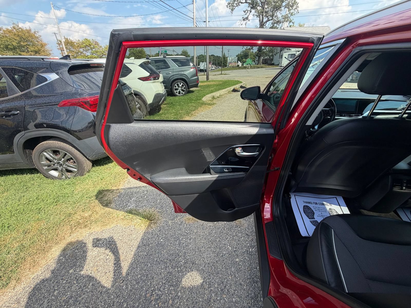 Used 2020 Kia Niro EX w/ Cold Weather Package FWD image 23