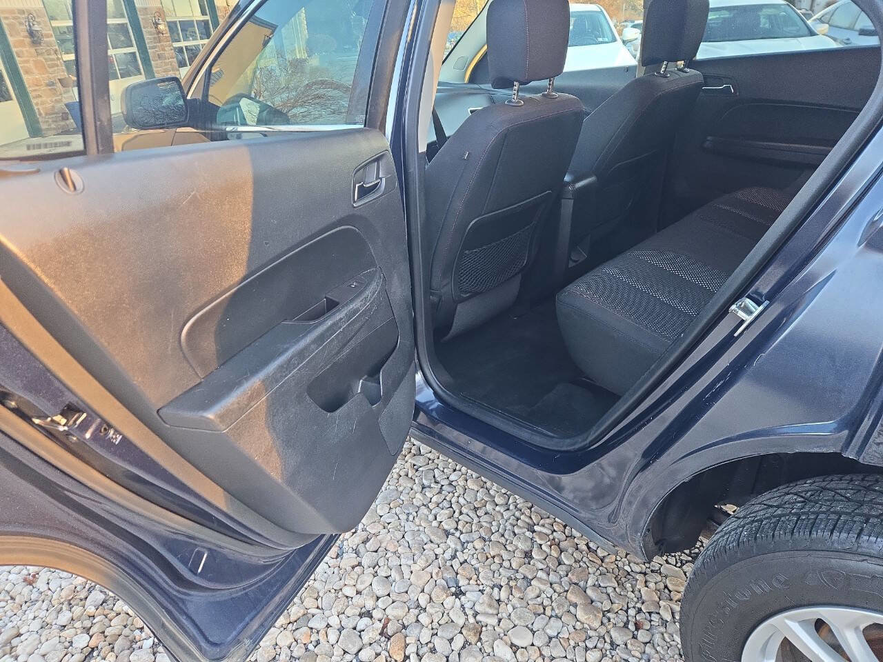 Used 2017 Chevrolet Equinox LT w/ Convenience Package image 16