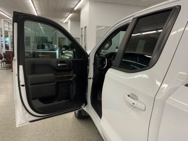 Used 2019 Chevrolet Silverado 1500 LT w/ Convenience Package AWD/4WD image 29