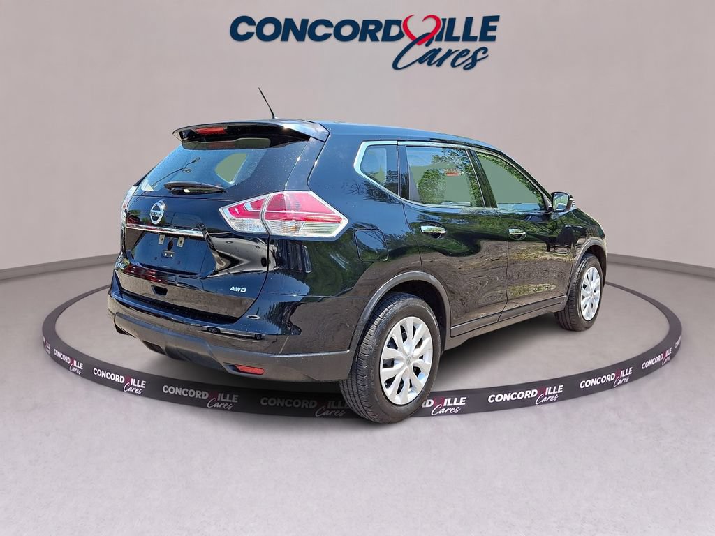 Used 2015 Nissan Rogue S AWD/4WD image 6