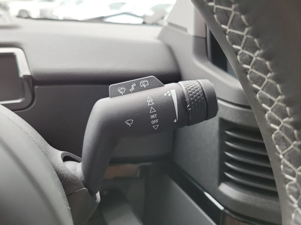 Used 2024 INEOS Grenadier AWD/4WD image 28