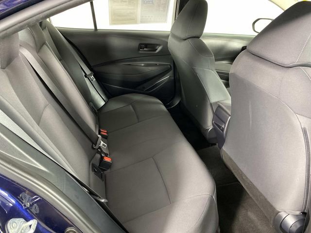 Used 2022 Toyota Corolla LE image 12