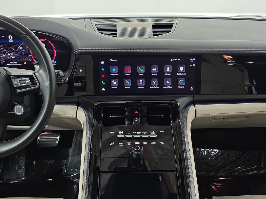 Certified 2024 Porsche Panamera image 16