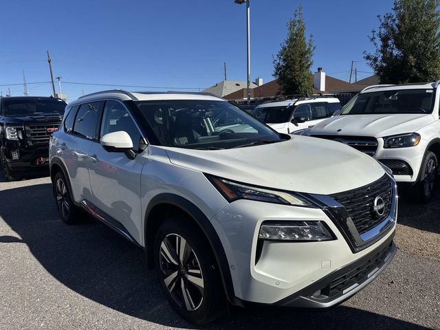 Used 2023 Nissan Rogue SL w/ SL Premium Package FWD image 4