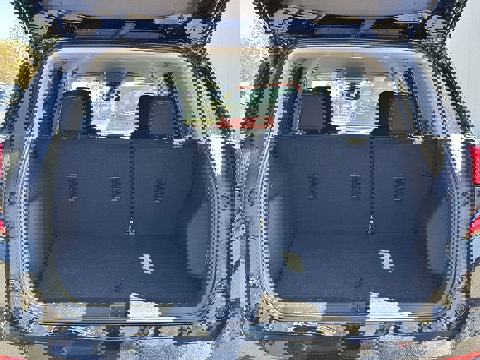 Certified 2024 GMC Terrain SLE w/ Driver Convenience Package image 31