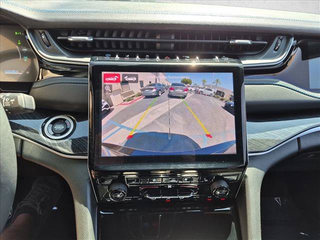 Used 2023 Jeep Grand Cherokee Trailhawk w/ Luxury Tech Group III AWD/4WD image 14