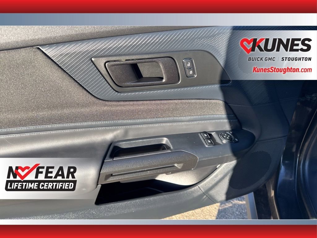 Used 2024 Ford Mustang Dark Horse image 18