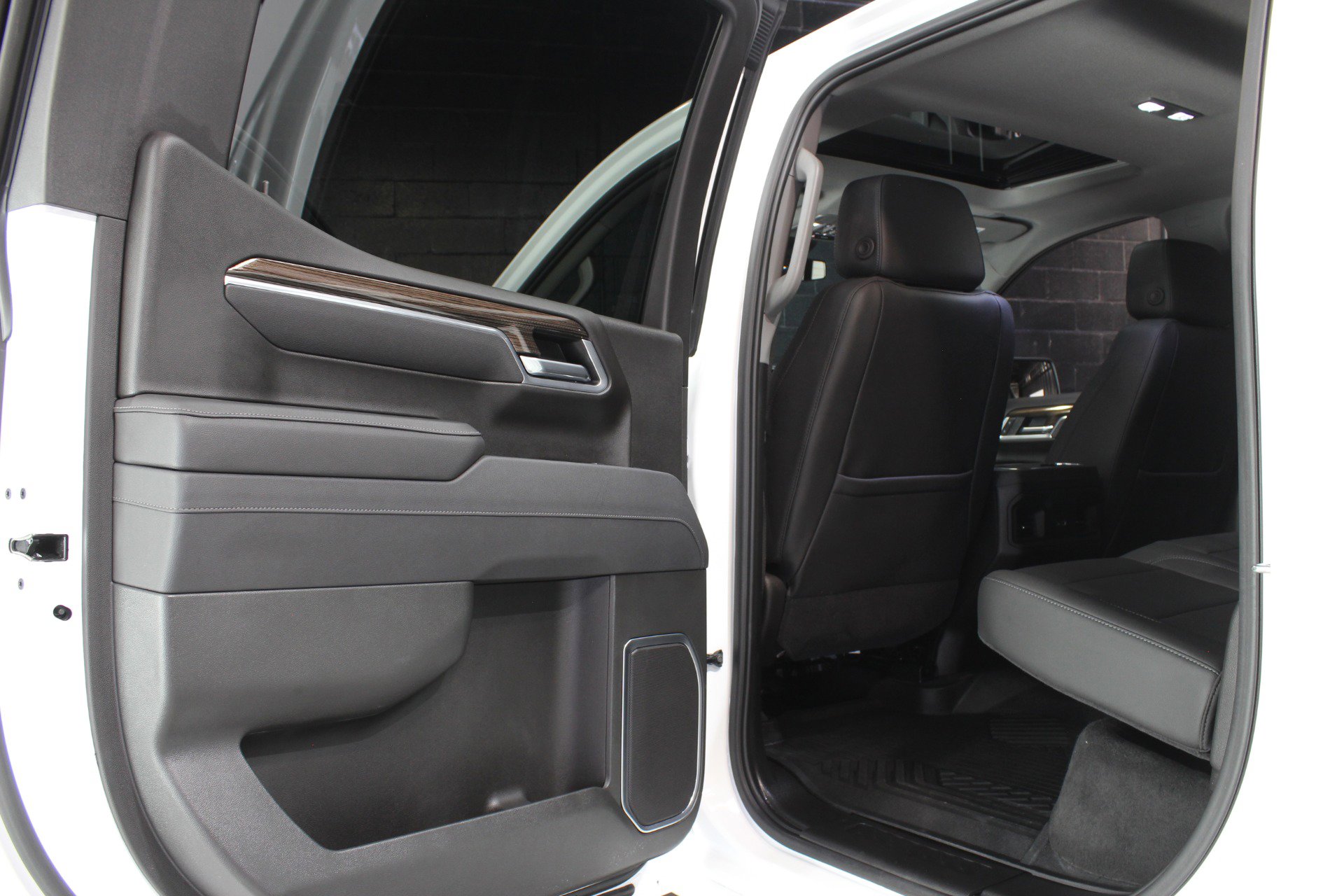 Used 2025 Chevrolet Silverado 1500 RST w/ RST All Star Premium Package image 39