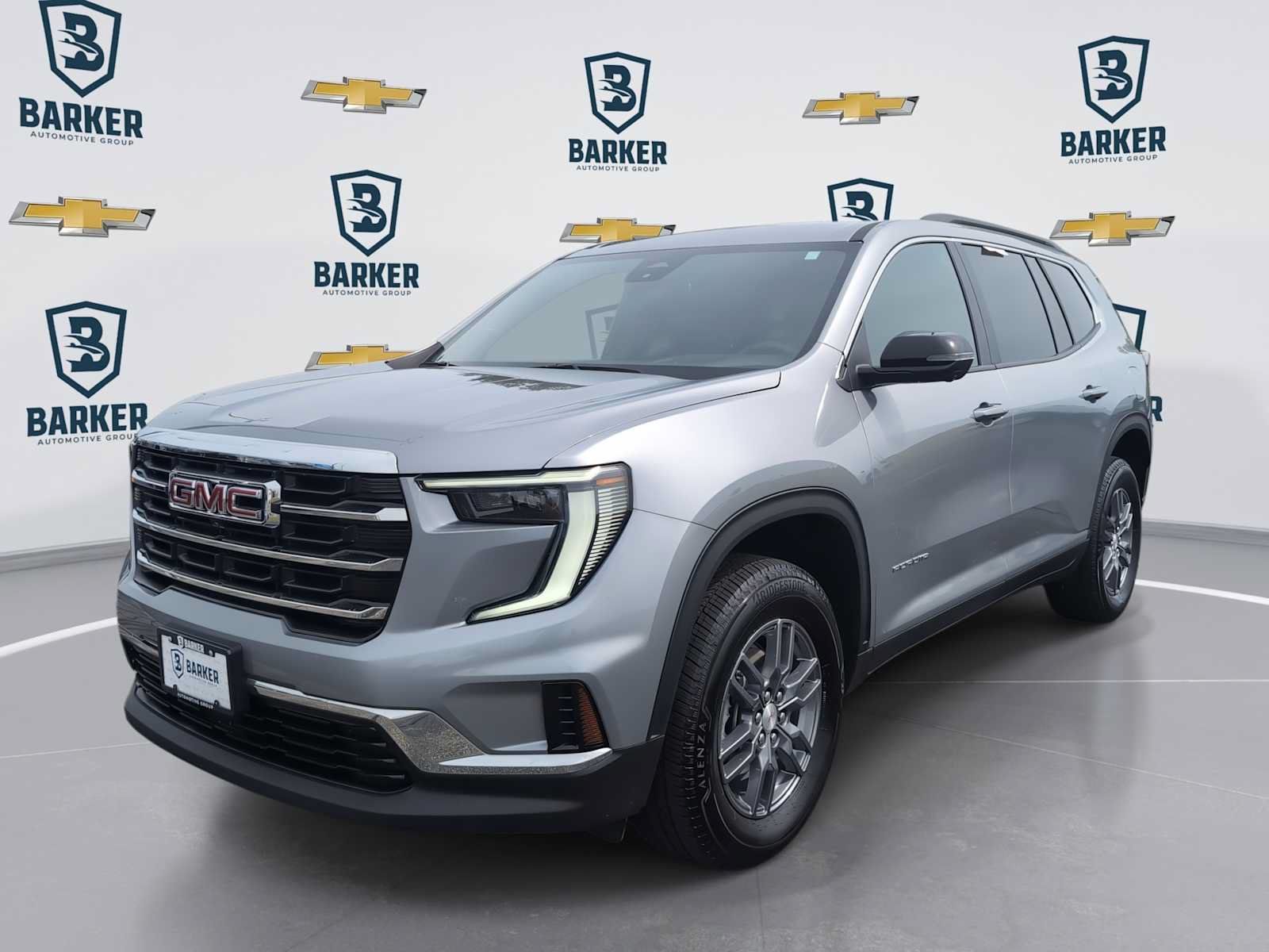 Used 2025 GMC Acadia Elevation
