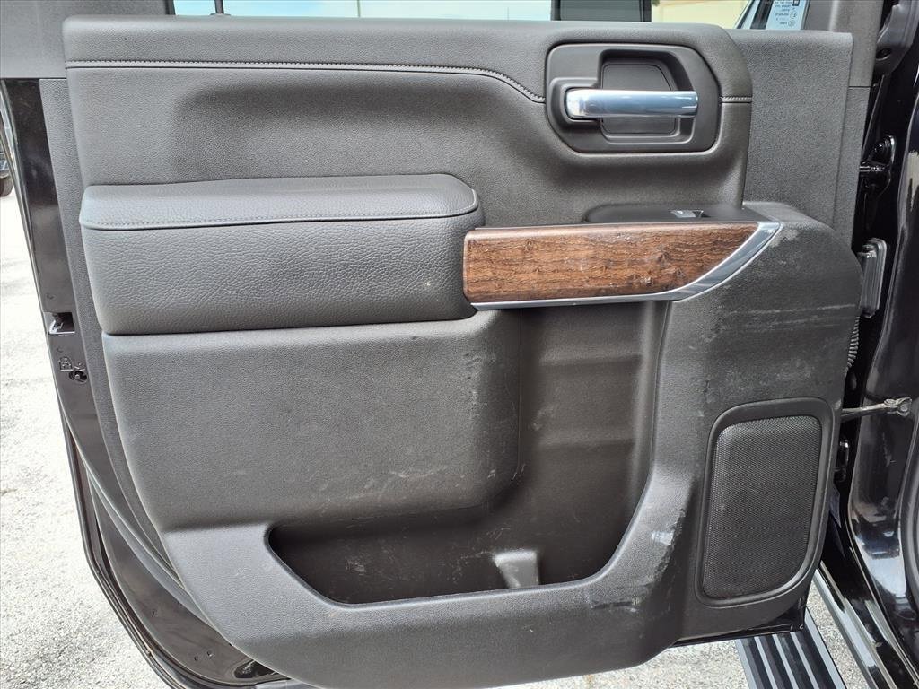 Used 2022 GMC Sierra 3500 Denali image 22