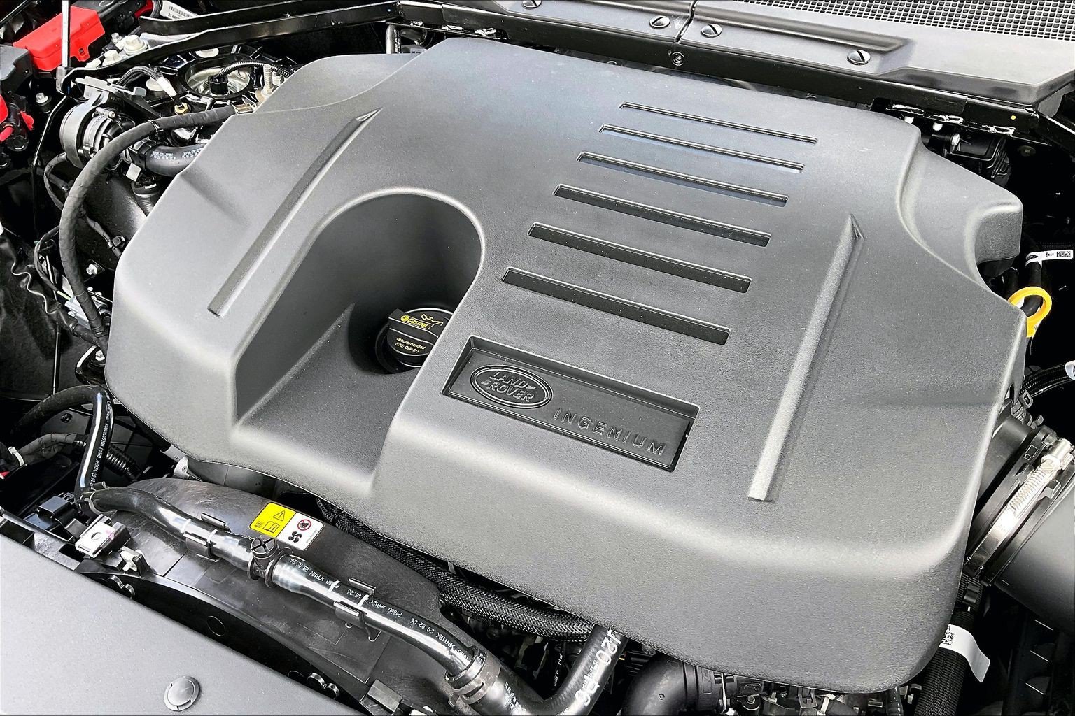 New 2026 Land Rover Defender 110 X-Dynamic SE AWD/4WD image 18