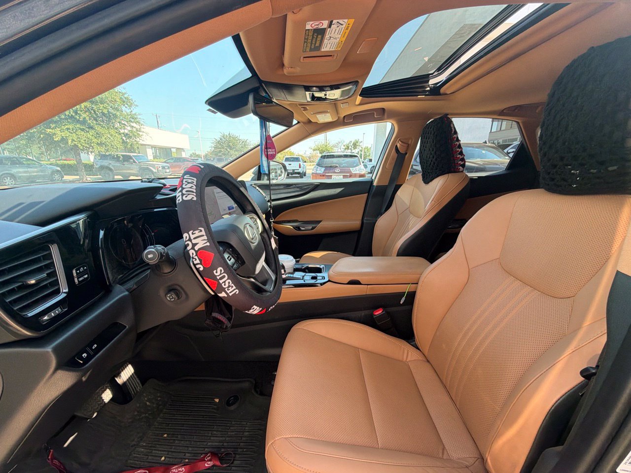 Used 2025 Lexus NX 250 FWD w/ Accessory Package (2T) image 8