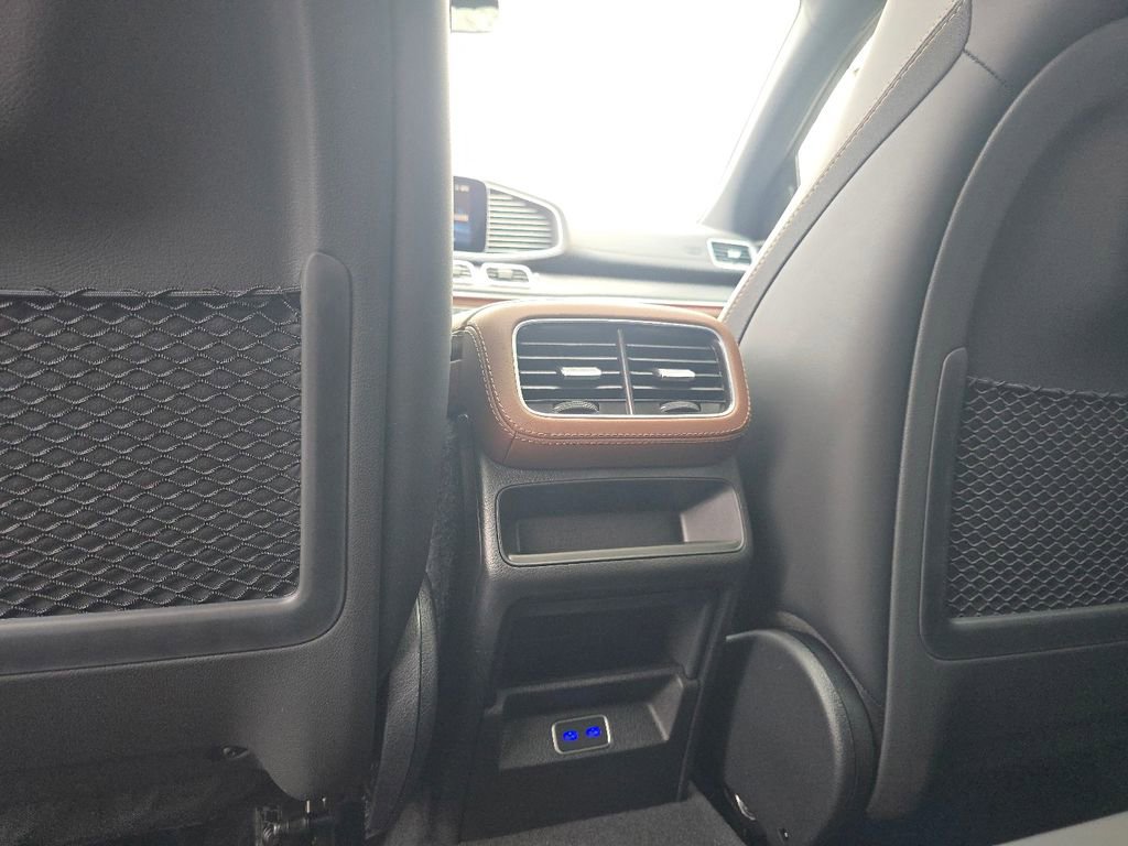 New 2026 Mercedes-Benz GLE 53 AMG 4MATIC Coupe image 25