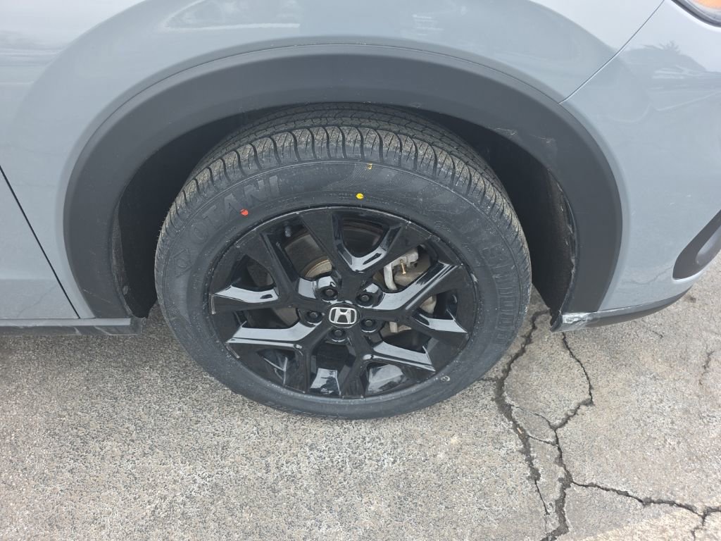 Certified 2024 Honda HR-V Sport image 9