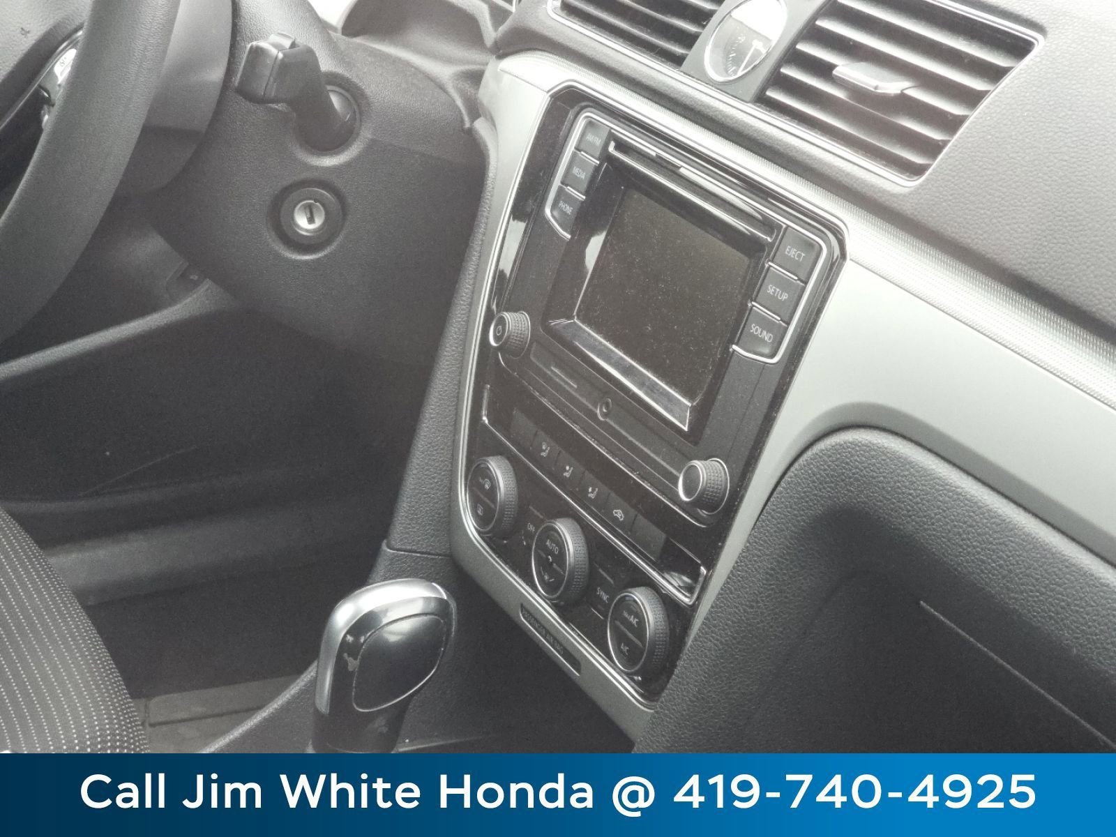 Used 2016 Volkswagen Passat 1.8T S image 19