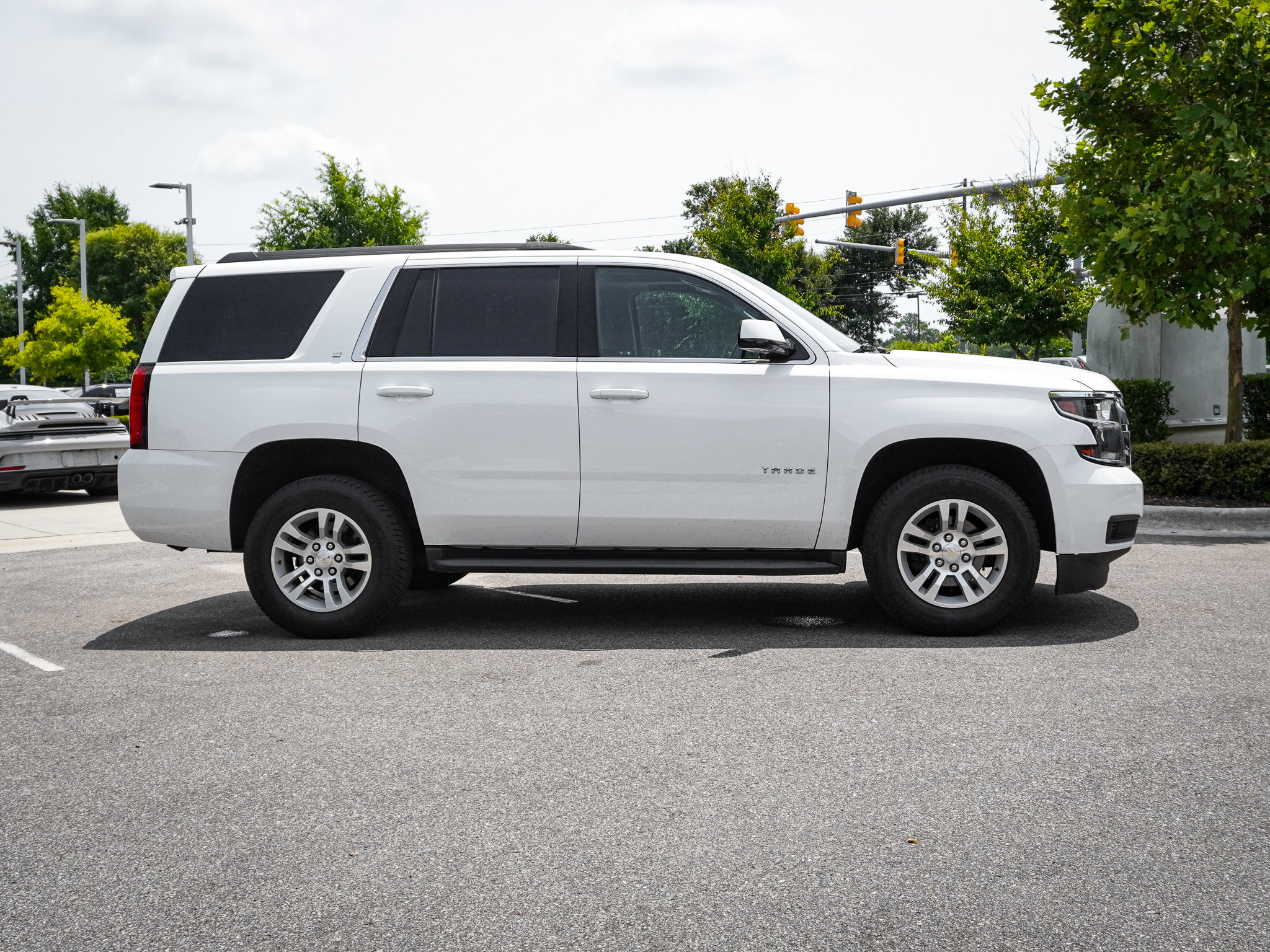 Used 2020 Chevrolet Tahoe LT AWD/4WD image 11