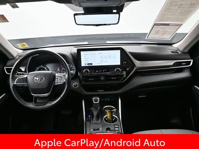 Used 2023 Toyota Highlander Bronze Edition image 24