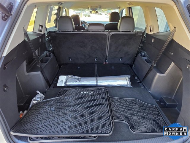 Used 2024 Volkswagen Atlas SE image 12