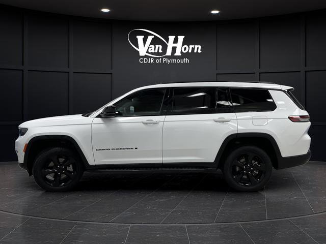 Used 2025 Jeep Grand Cherokee L Limited w/ Luxury Tech Group II AWD/4WD image 13