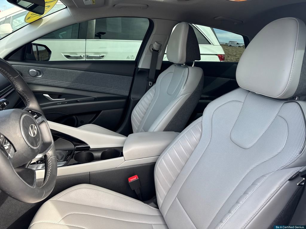 Used 2024 Hyundai Elantra Limited FWD image 30