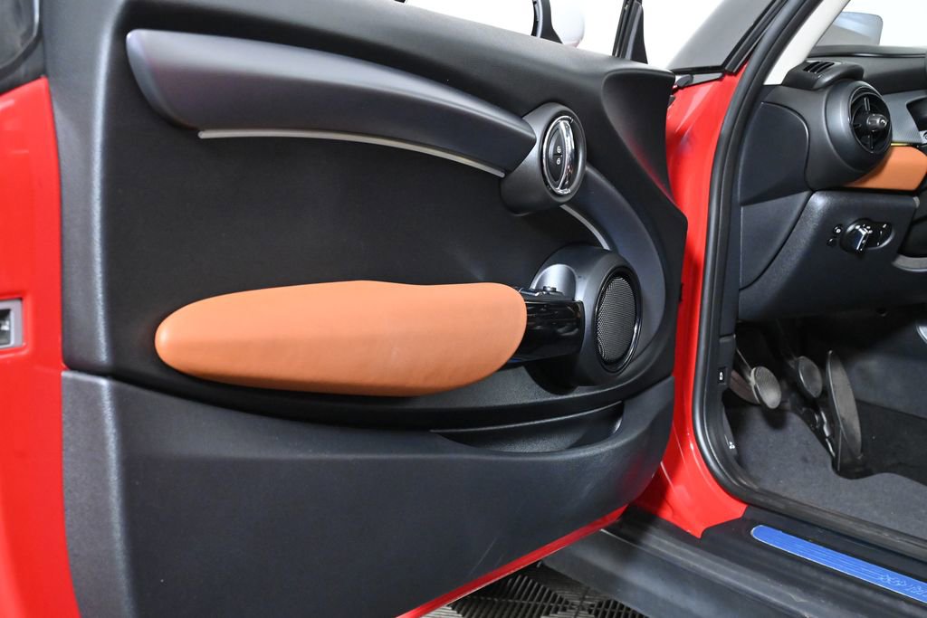 Certified 2024 MINI Cooper S image 28