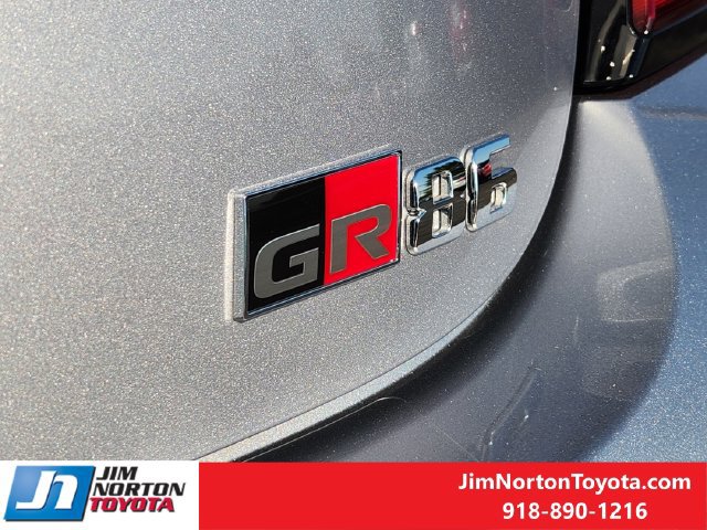 Used 2026 Toyota GR86 Premium w/ Performance Package RWD image 13