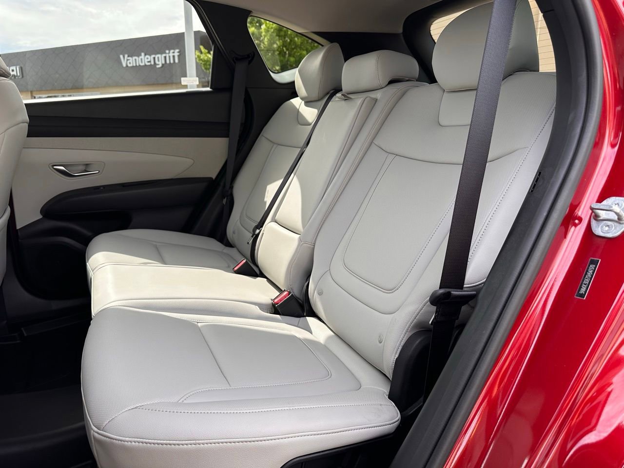 Certified 2025 Hyundai Tucson SEL FWD image 13