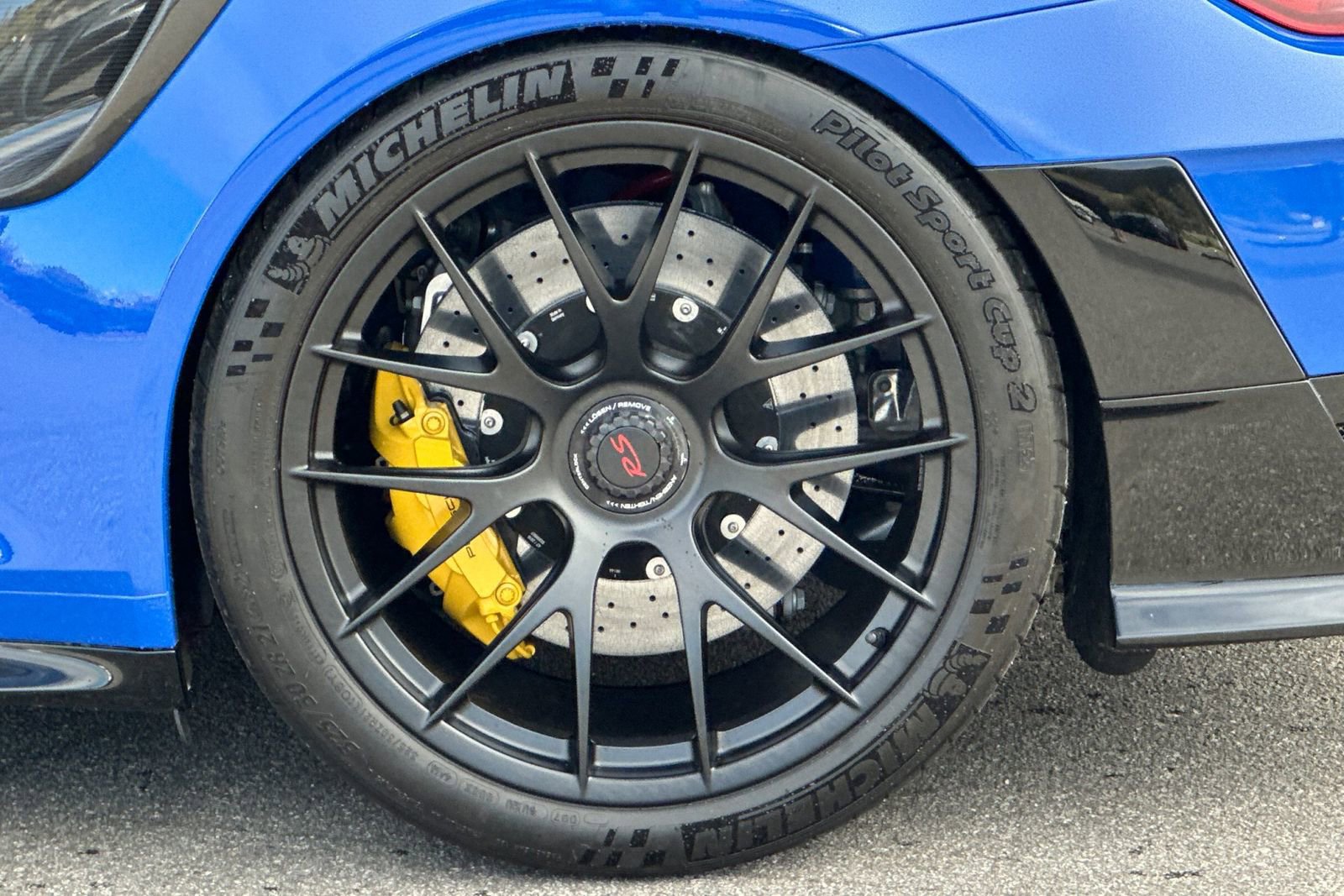 Certified 2019 Porsche 911 GT2 RS RWD image 42