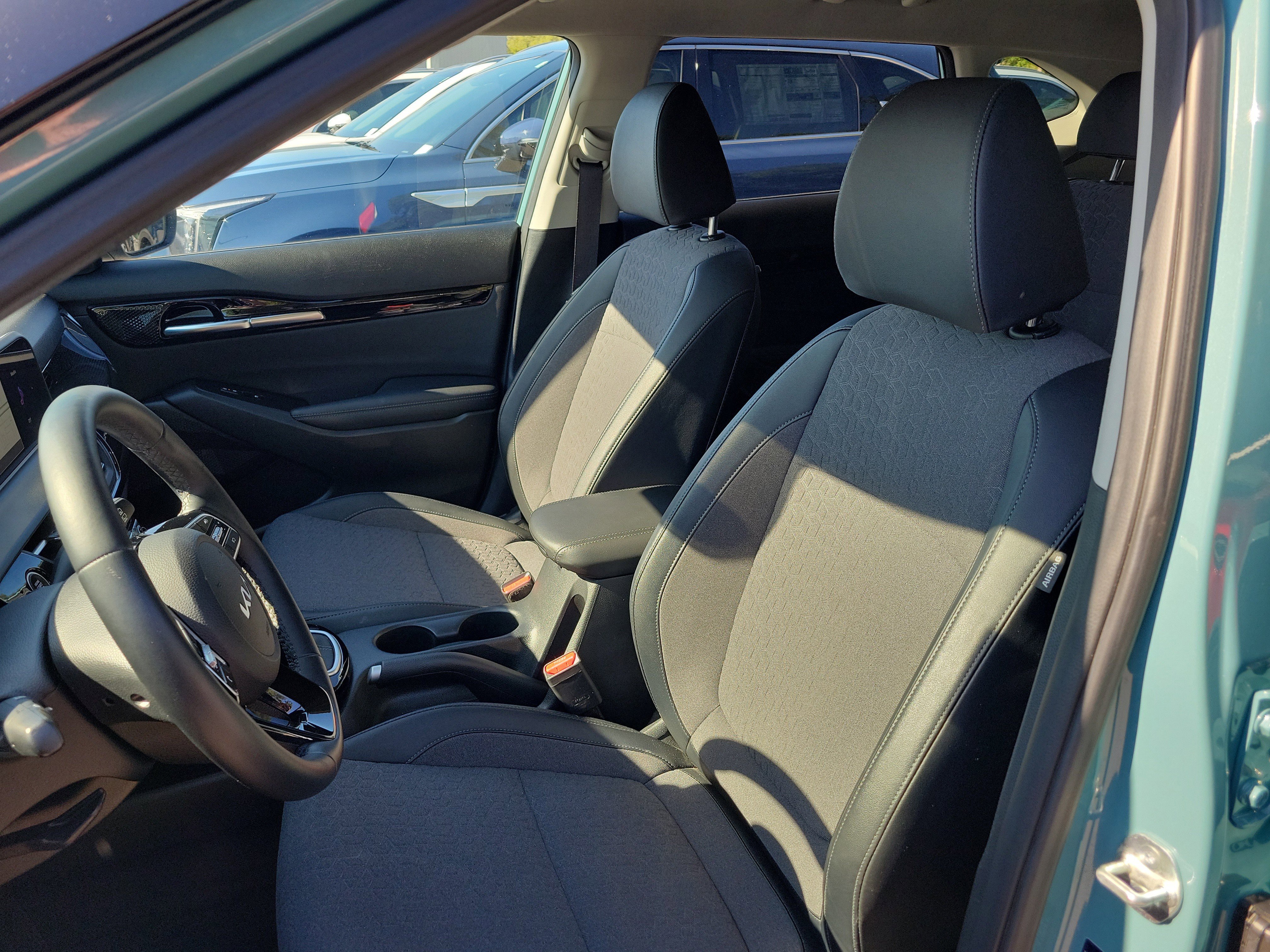 Certified 2024 Kia Seltos S AWD/4WD image 21