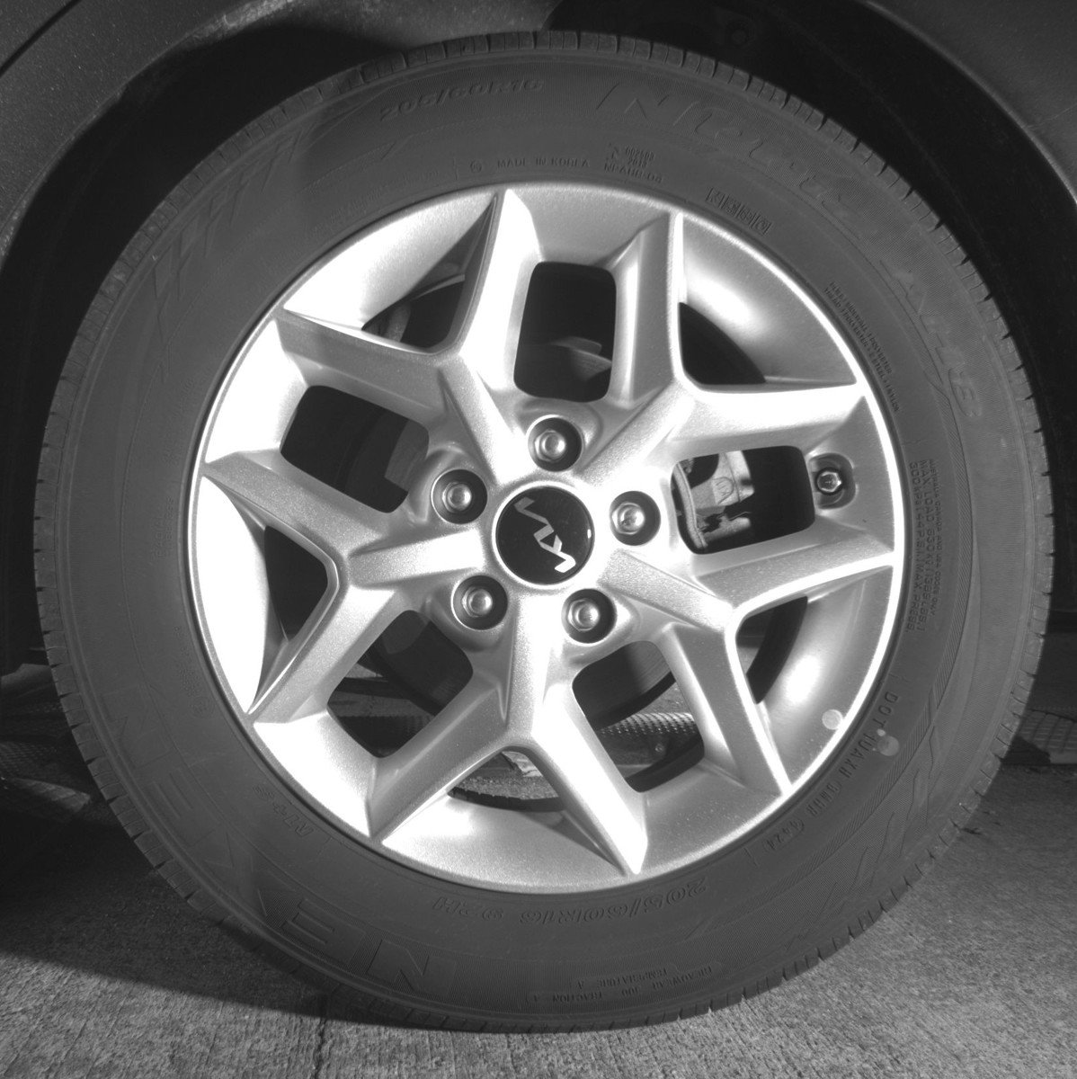 Used 2025 Kia Soul LX w/ LX Technology Package FWD image 12