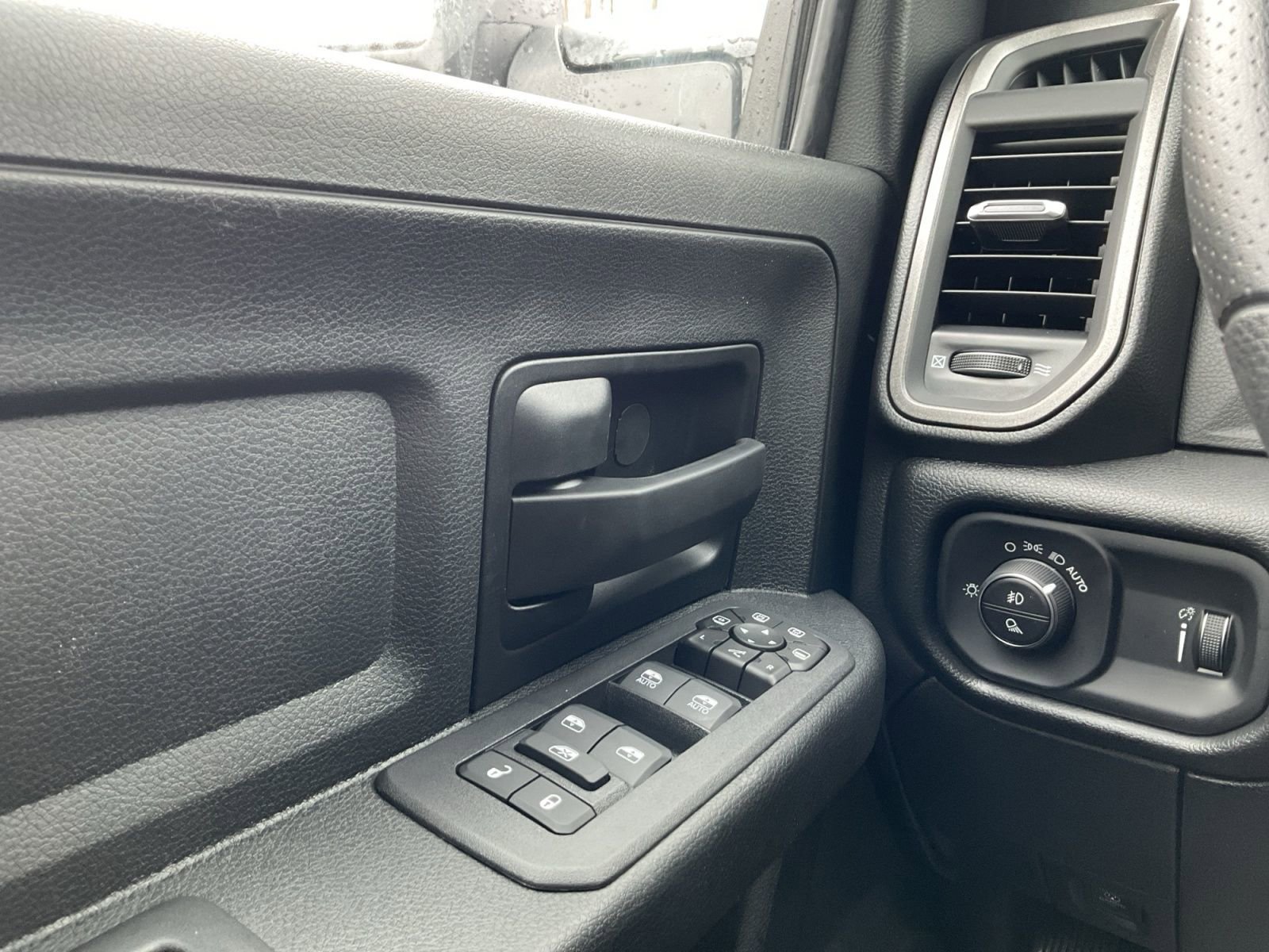 New 2026 RAM 2500 Tradesman image 23