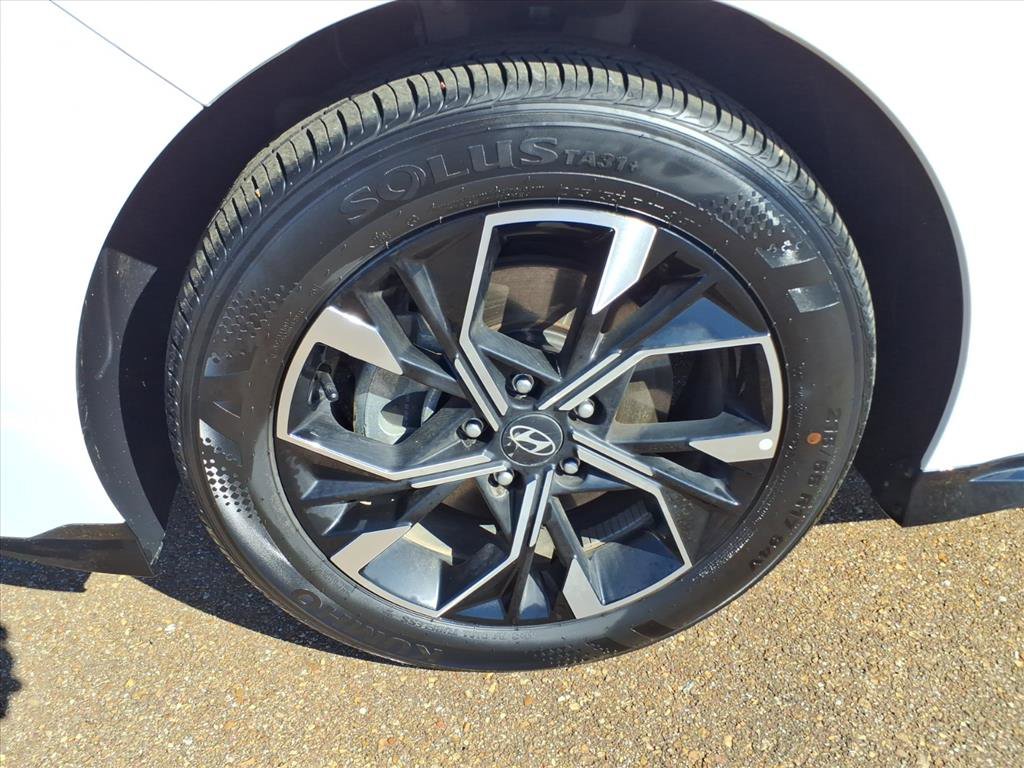 New 2025 Hyundai Sonata SEL image 9
