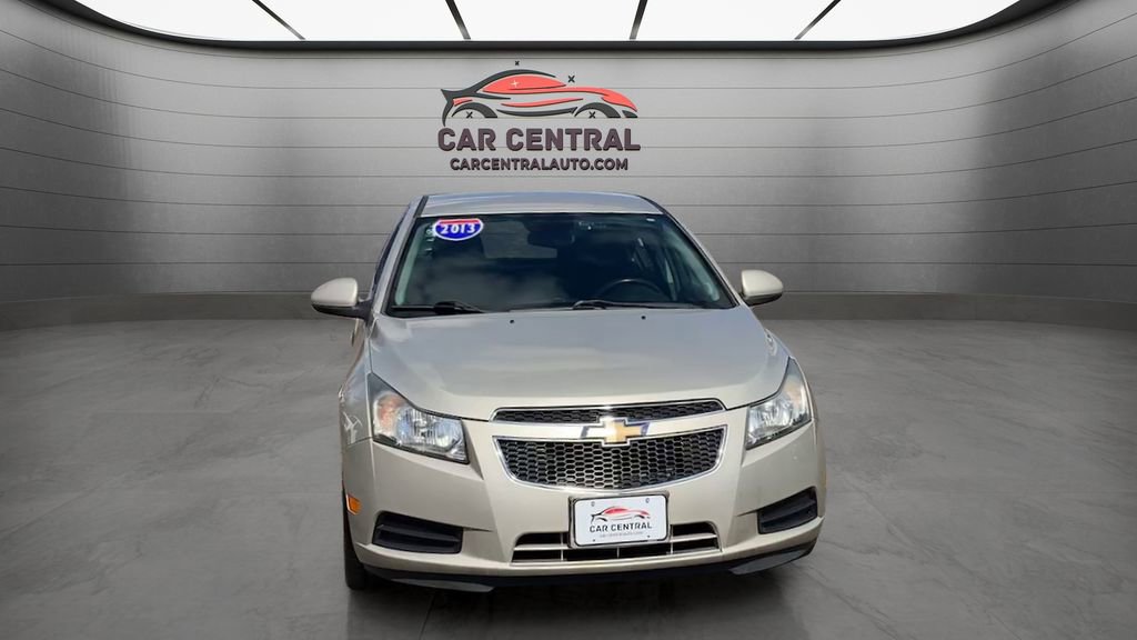 Used 2013 Chevrolet Cruze LT image 8