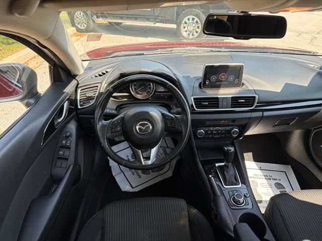 Used 2016 MAZDA MAZDA3 i Touring w/ Popular Equipment Package FWD image 18