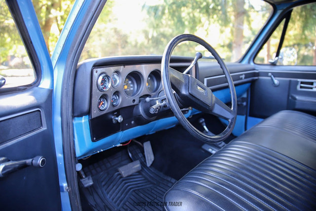 Used 1987 Chevrolet C/K Truck 2500 image 22