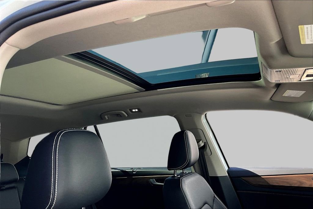 New 2026 Volkswagen Atlas SE image 28