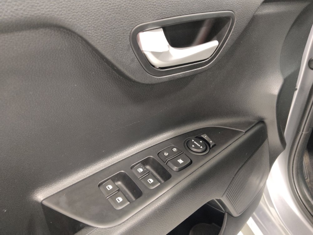 Used 2023 Kia Rio S image 27