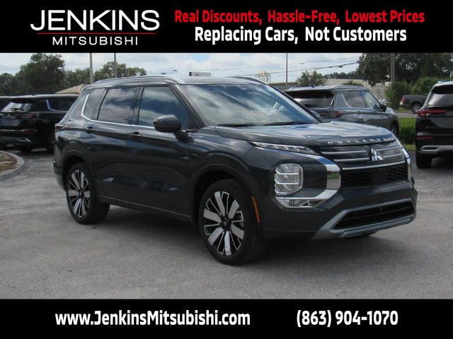 New 2025 Mitsubishi Outlander SEL image 1