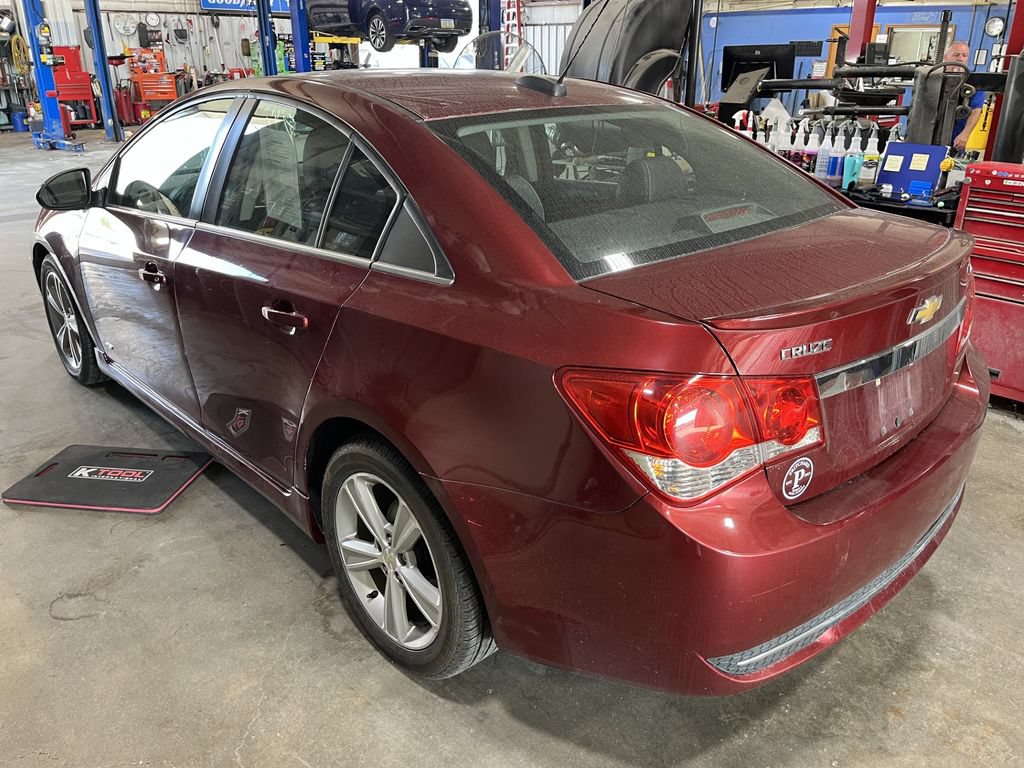 Used 2015 Chevrolet Cruze LT w/ RS Package FWD image 3