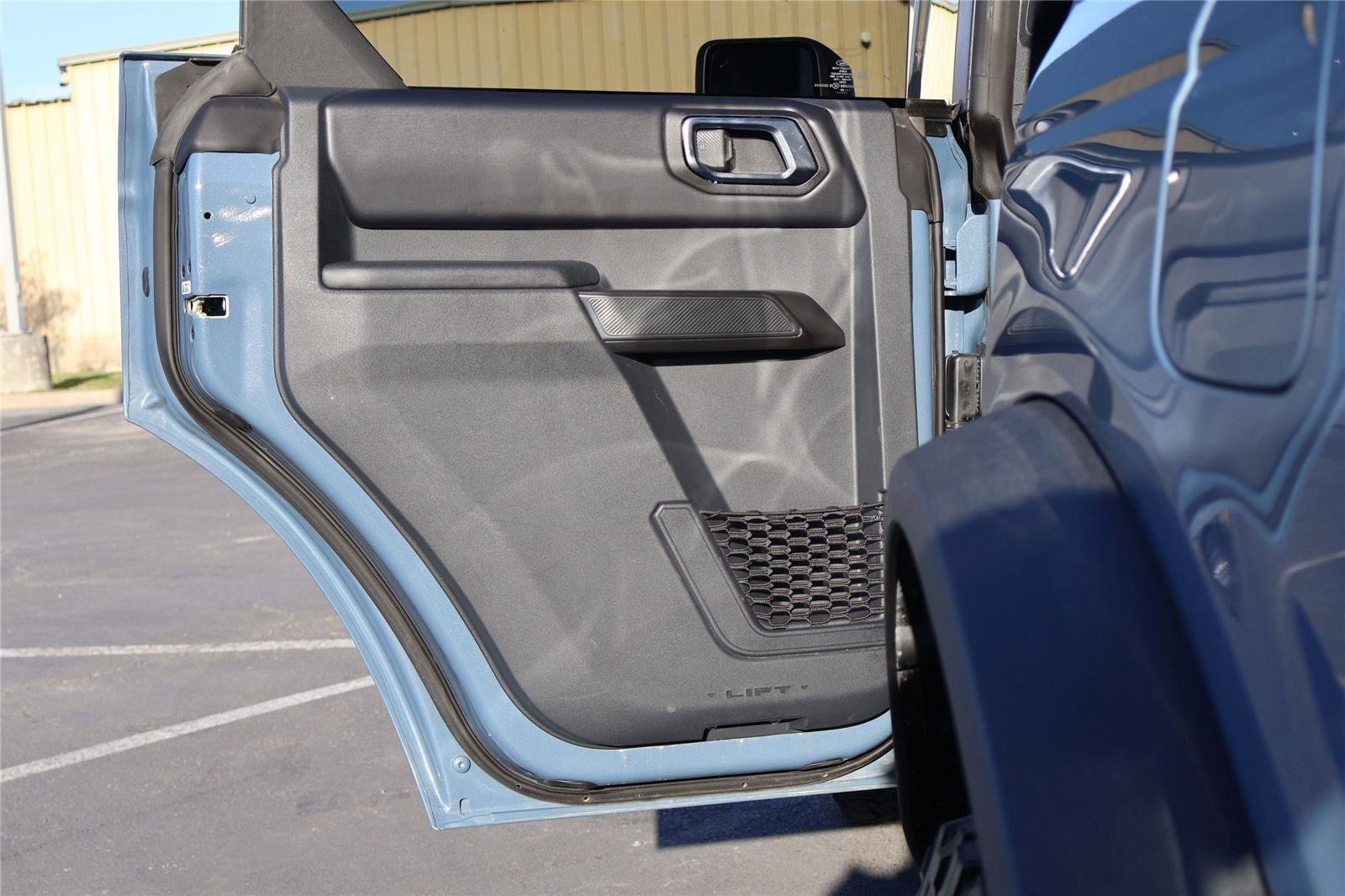 Used 2025 Ford Bronco Badlands image 28