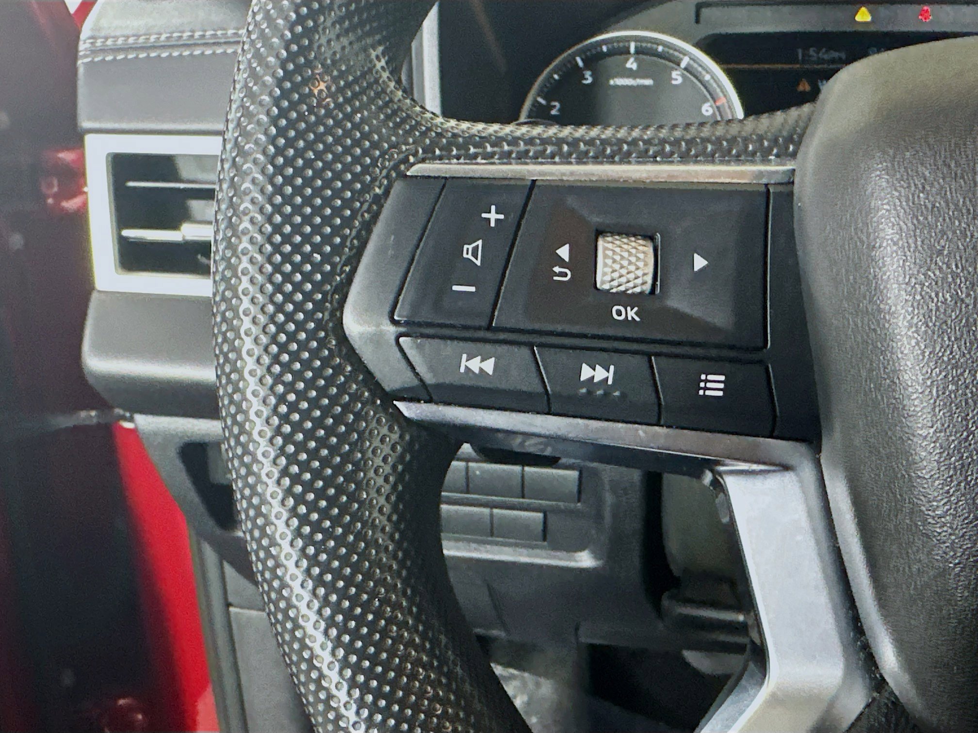 Used 2024 Mitsubishi Outlander ES FWD image 16