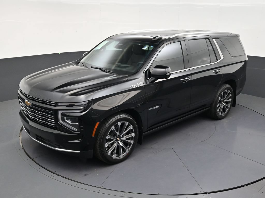 Used 2025 Chevrolet Tahoe High Country RWD image 14